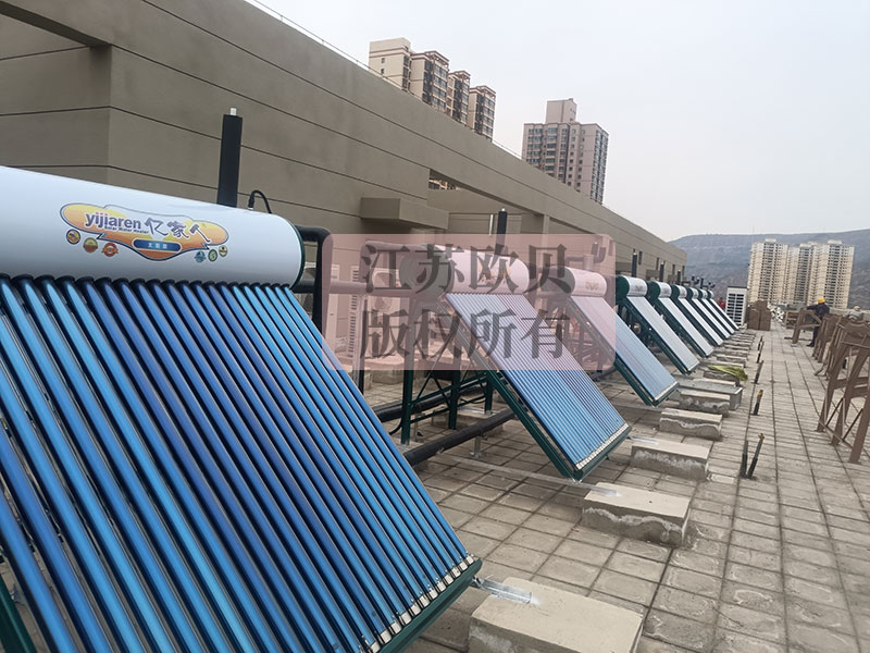 【視頻】蘭州高鐵站超導(dǎo)熱管+承壓太陽(yáng)能熱水工程